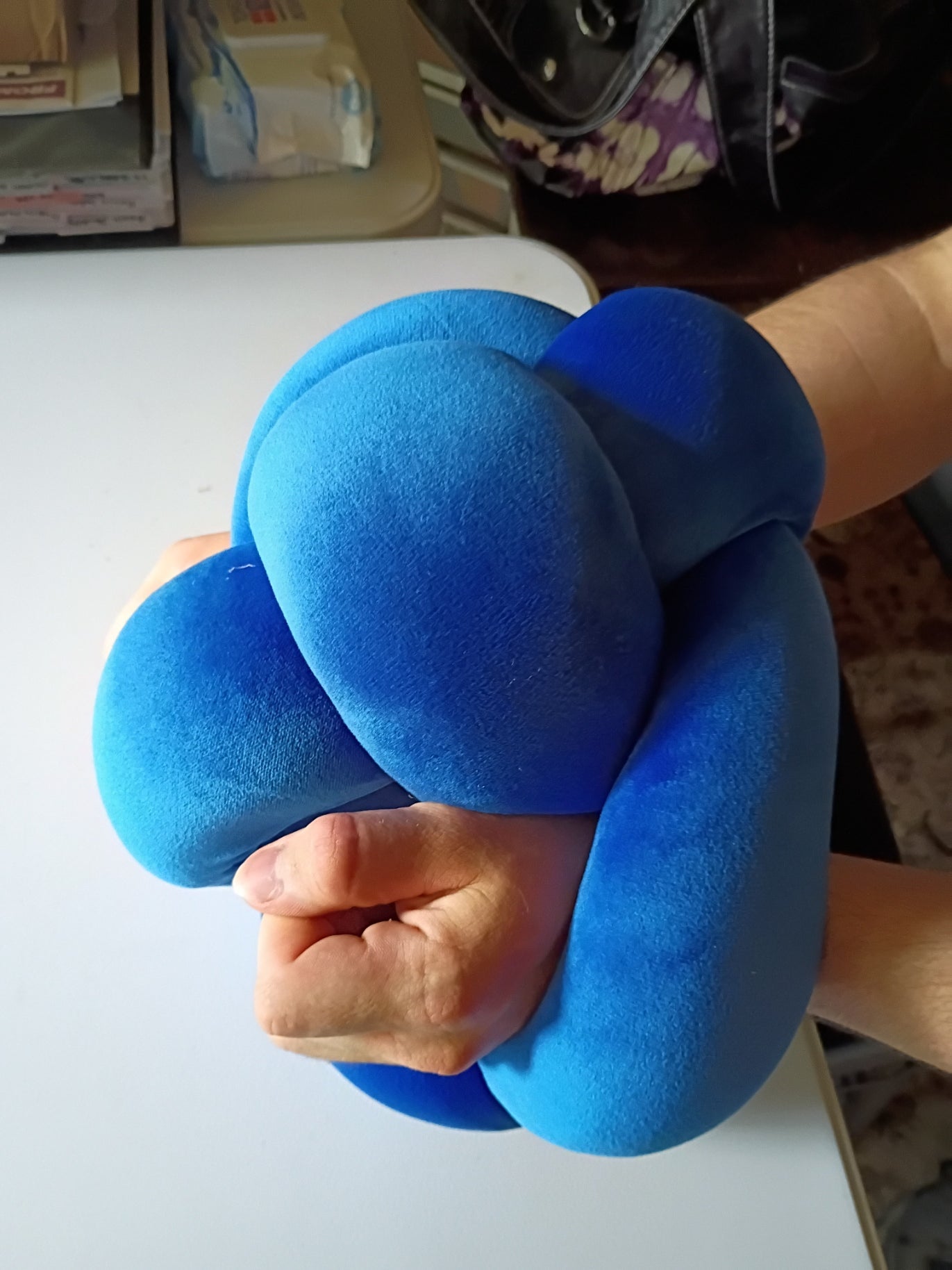 Blue Knot Pillow NWT - Doylestreasures