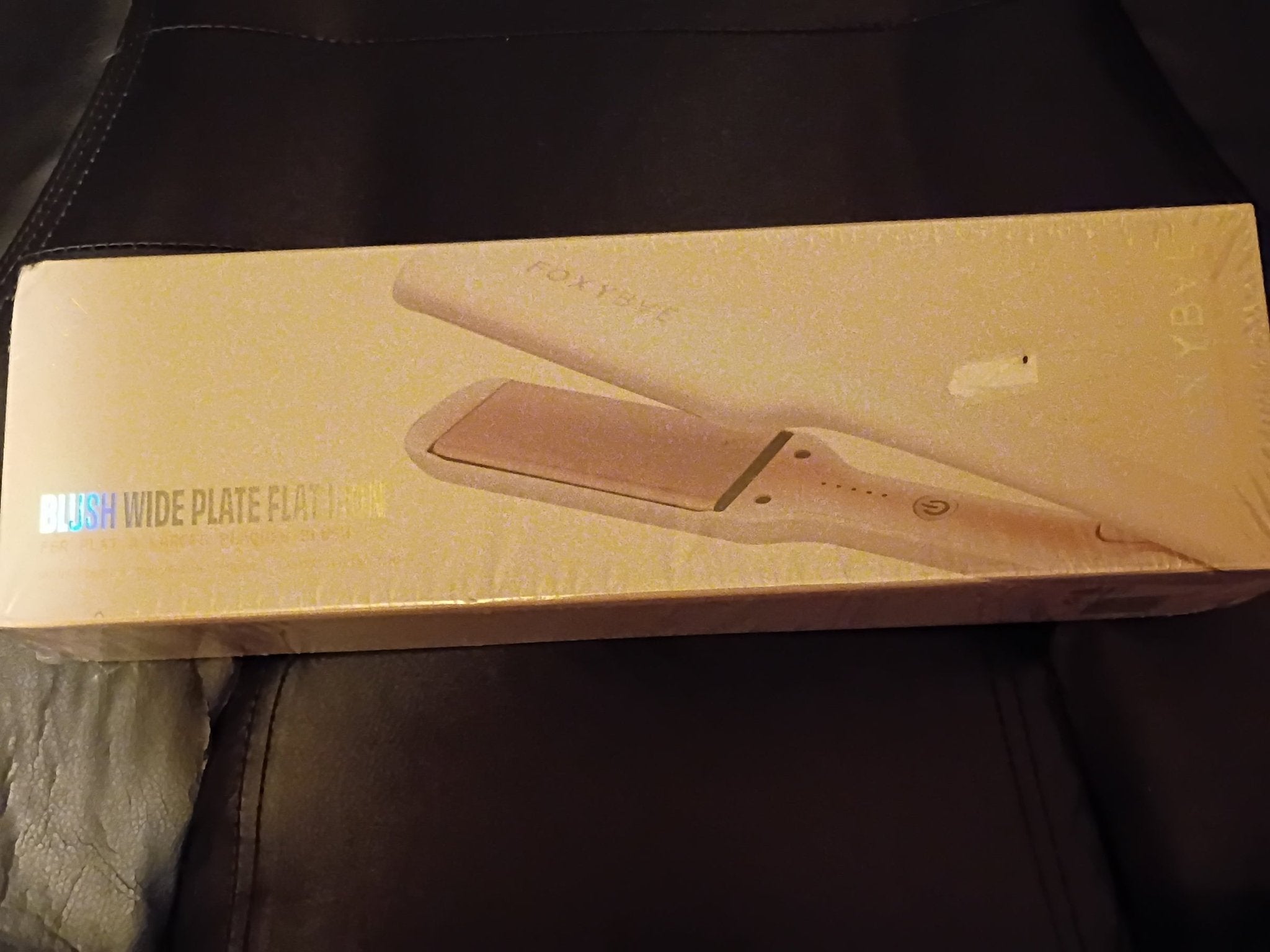 FOXYBAE Blush Wide Plate Flat Iron - Doylestreasures