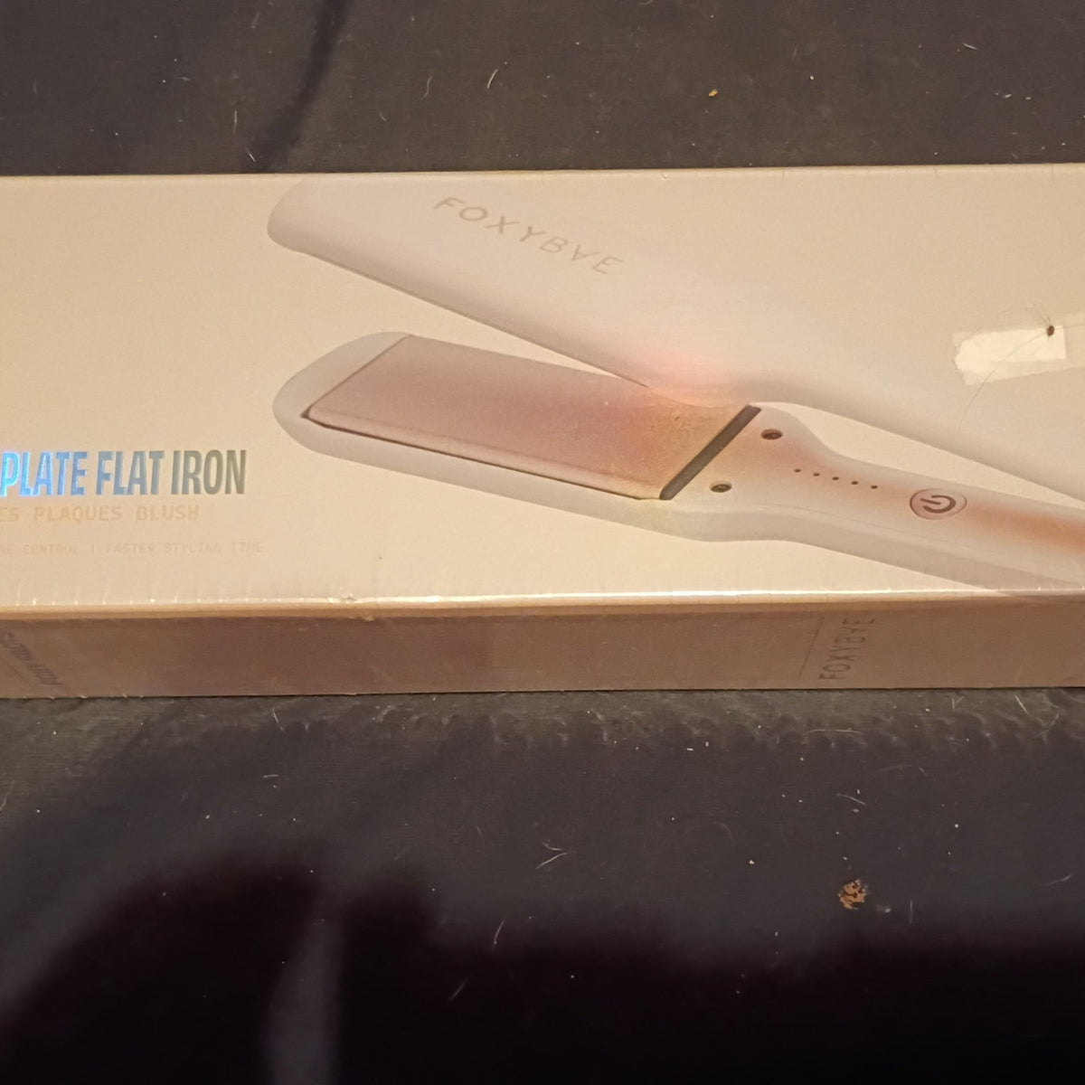 FOXYBAE Blush Wide Plate Flat Iron - Doylestreasures display picture 1