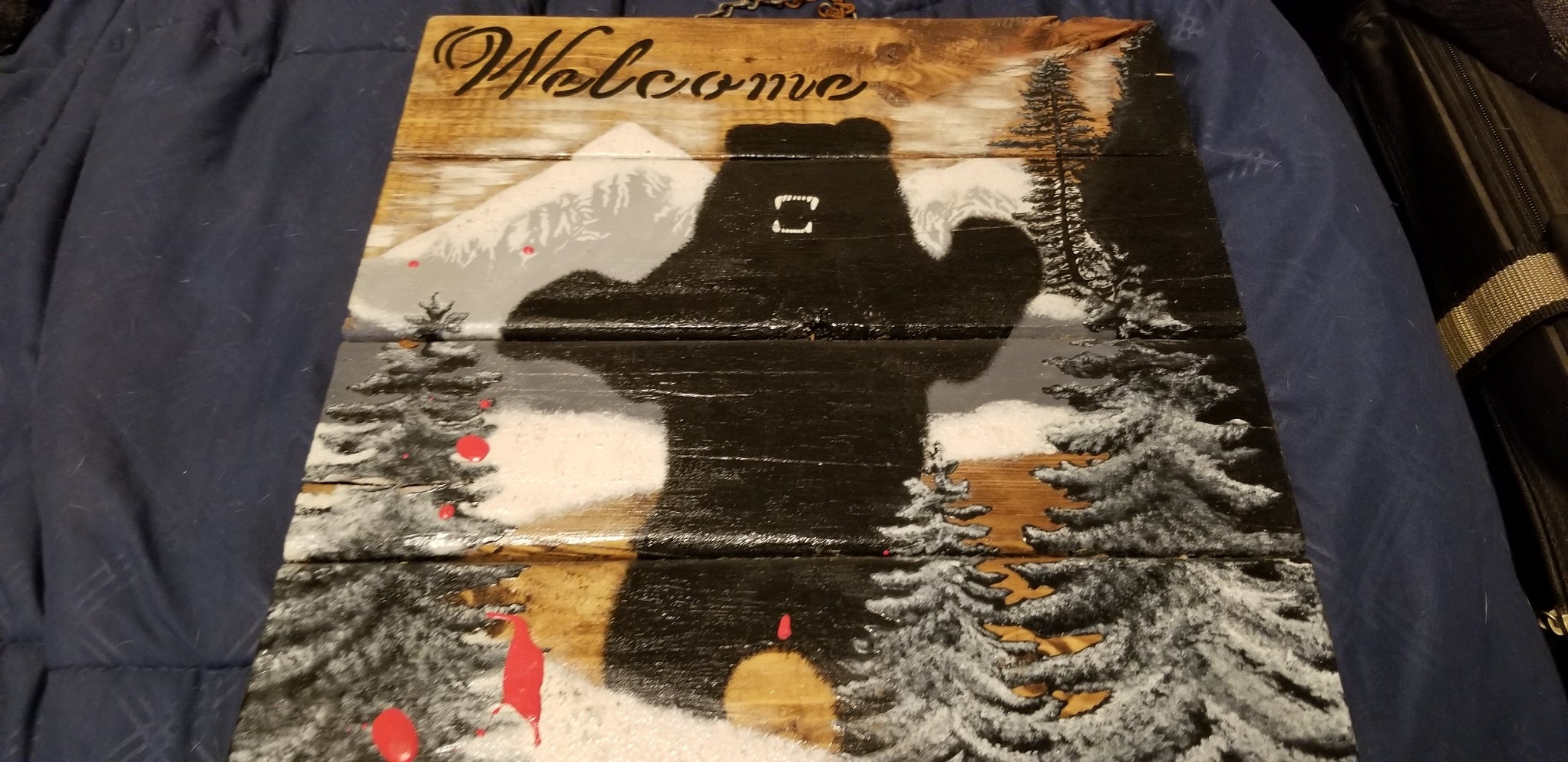 Hand made Welcome Sign Wooden painting of a Bear - Doylestreasures