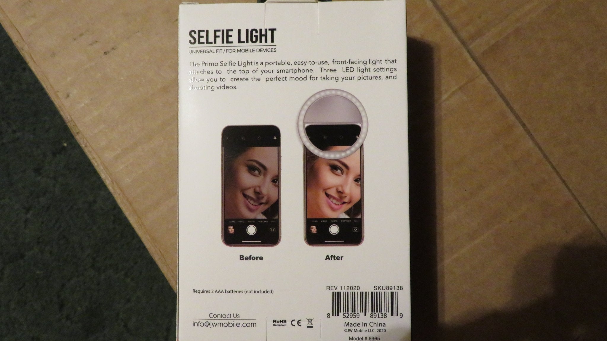 Primo Rechargeable LED Selfie Light in Silver - Doylestreasures