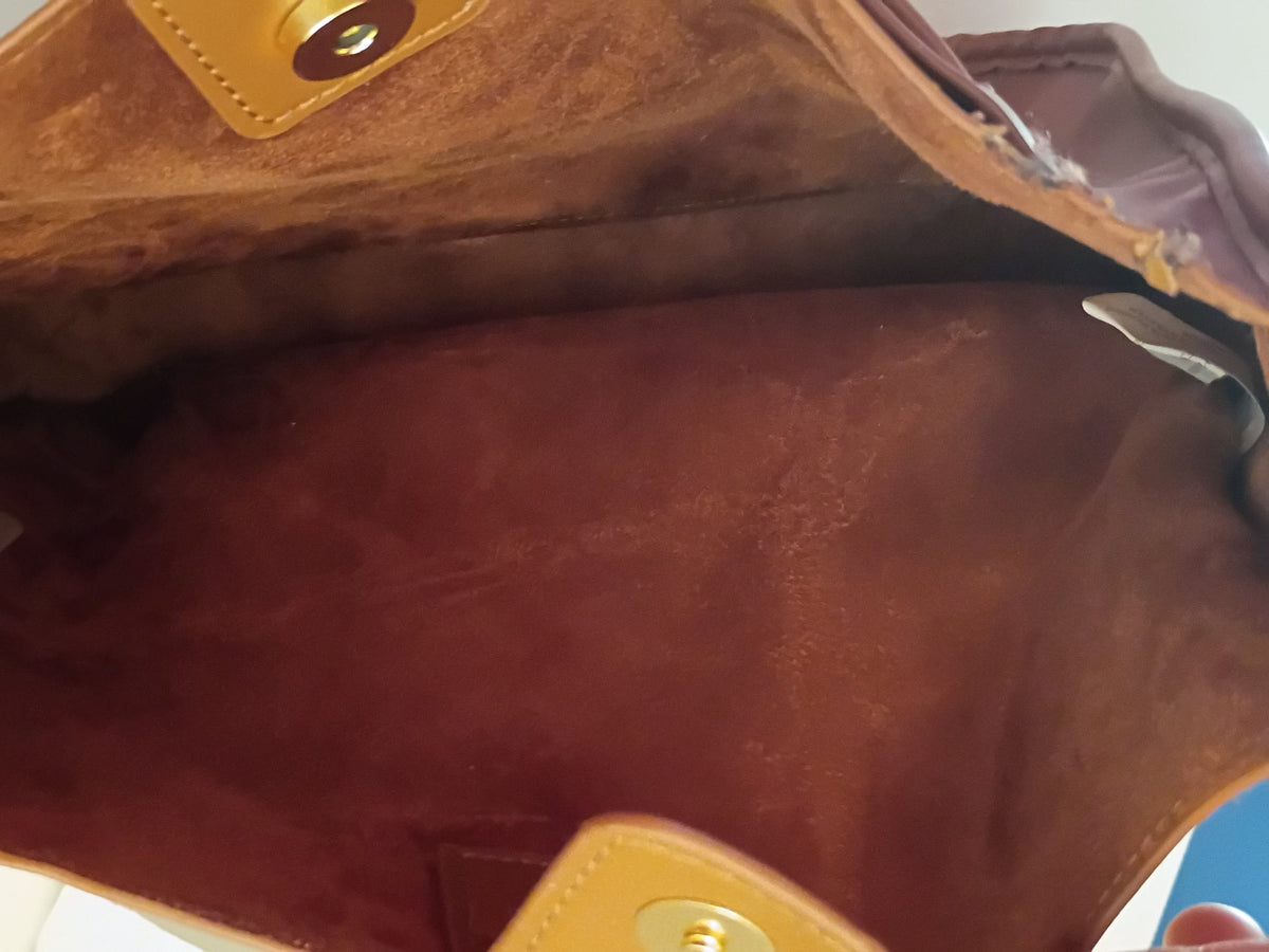 Steve Madden Cognac Crossbody Purse with Coin Purse - Doylestreasures
